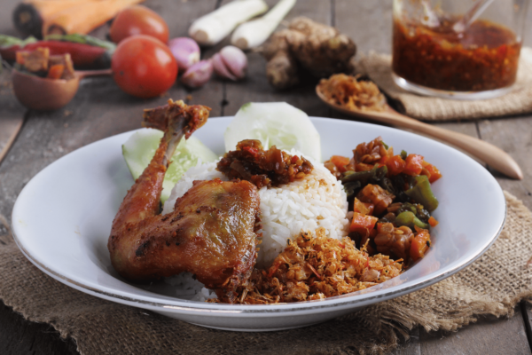 NASI AYAM GORENG